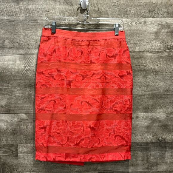 Ann Taylor Dresses & Skirts - Ann Taylor lined Pencil Skirt in a texture fabric just gorgeous.